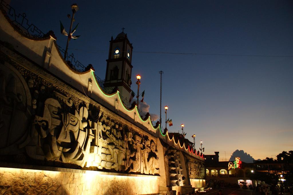 Hotel Blanch Papantla de Olarte Buitenkant foto